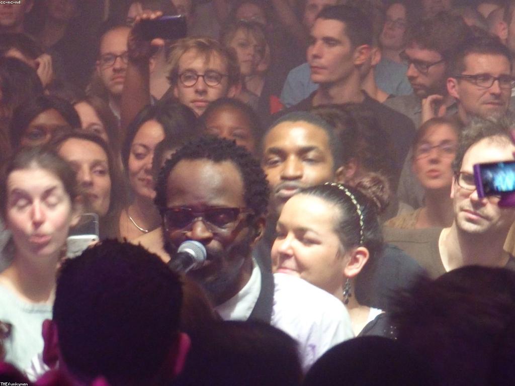 ឥទ្ធិពលនៃកាស៊ីណូផ្ទាល់ដល់បទពិសោធន៍កាស៊ីណូ