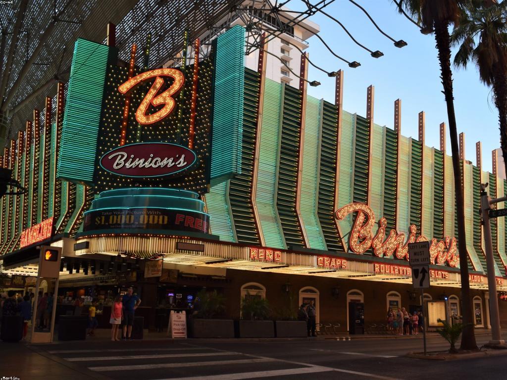 បទពិសោធន៍ក្នុងការលេងកាស៊ីណូផ្ទាល់